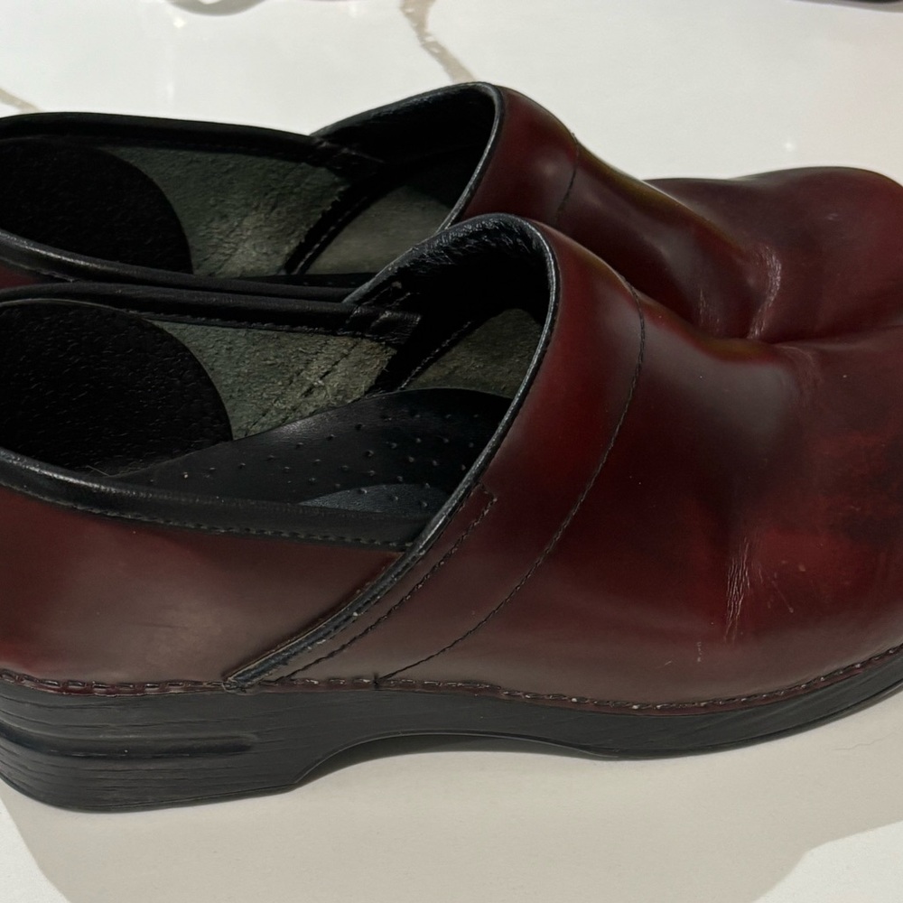 Dansko Women’s Professional Shoes Clogs Size 42